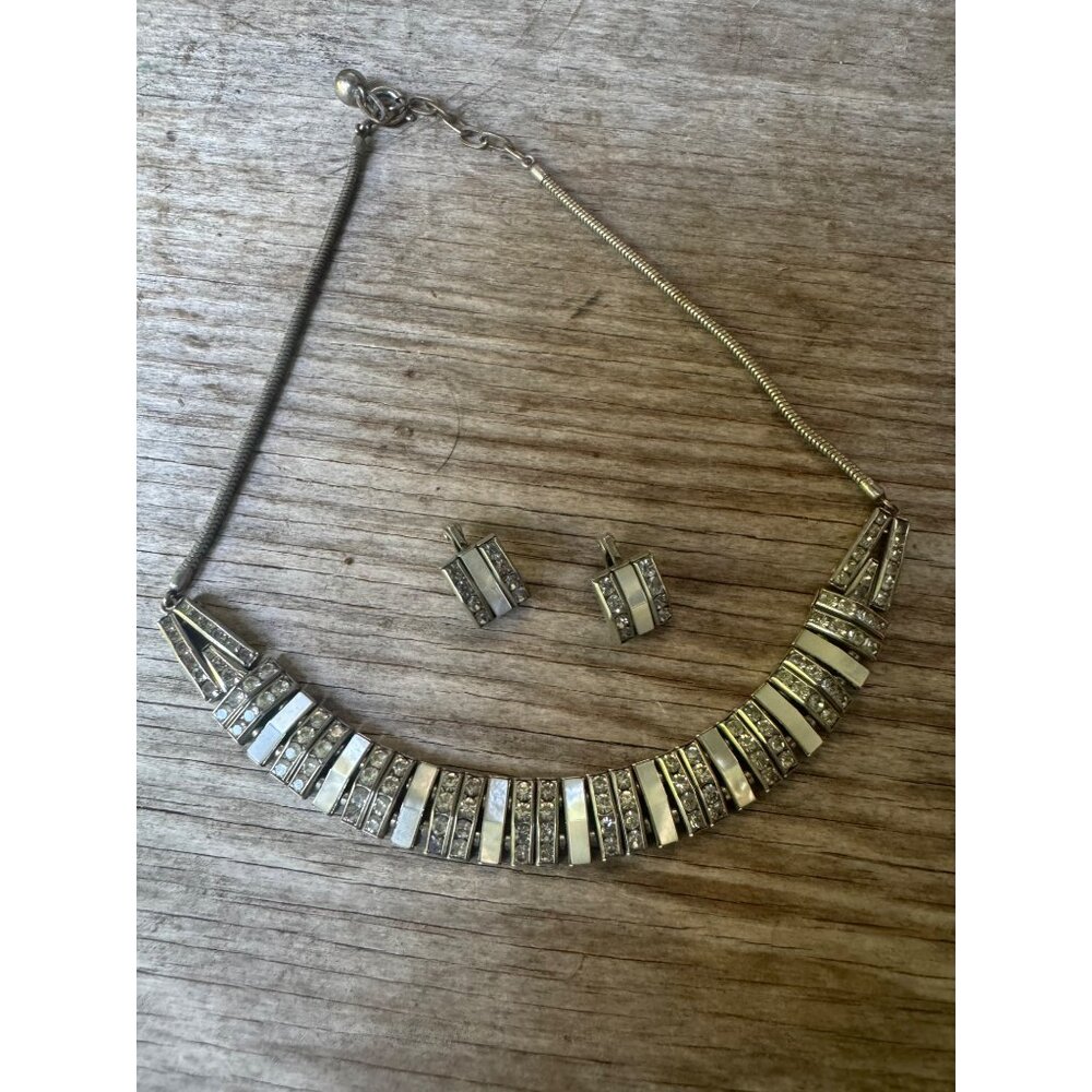 Vintage 1940s DOSO Demi Parure Necklace Earrings Set - Picture 6 of 16